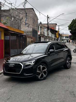AUDI Q3 2021
