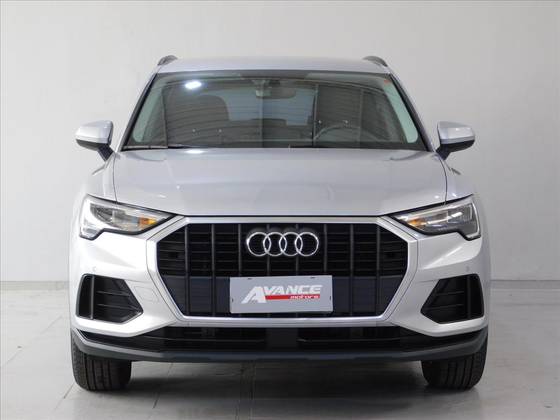 AUDI Q3 2021