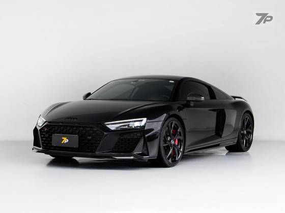 AUDI R8 2021