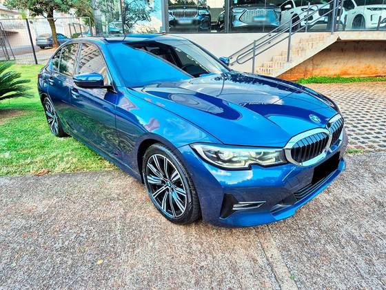 BMW 320i 2021