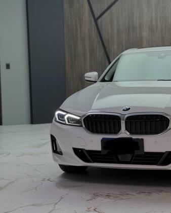 BMW 320i 2023