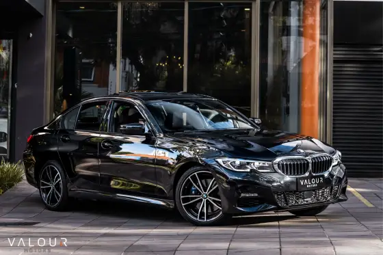 BMW 330e 2021