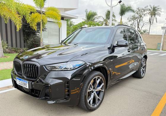 BMW X5 2024