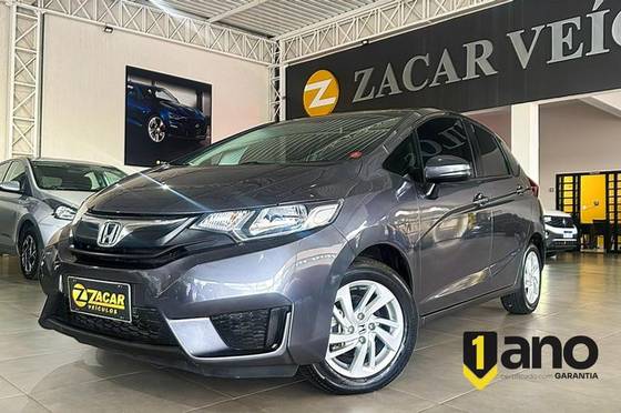 HONDA FIT 2017