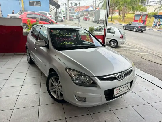 HYUNDAI I30 2011