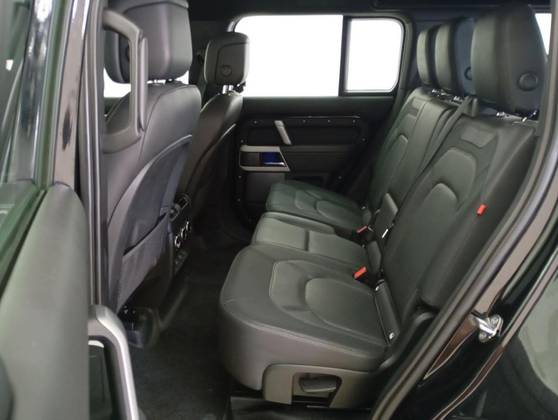 LAND ROVER DEFENDER 2023