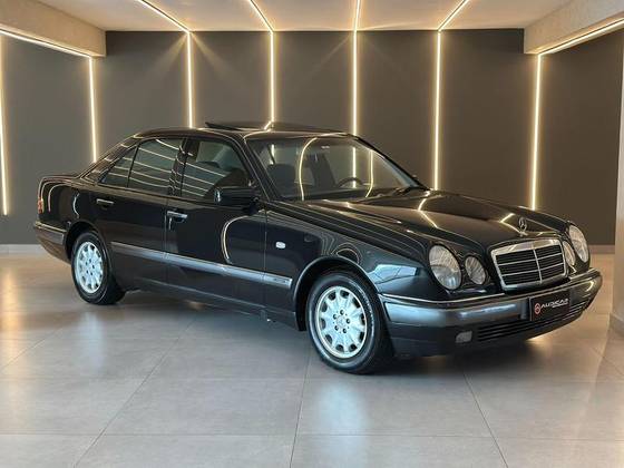MERCEDES-BENZ E 240 1999