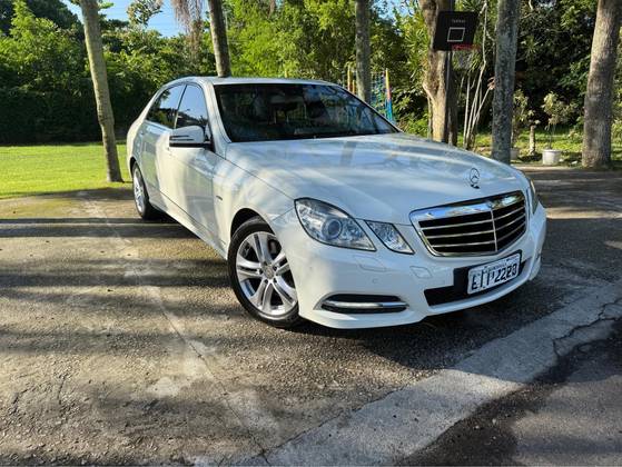 MERCEDES-BENZ E 250 2012