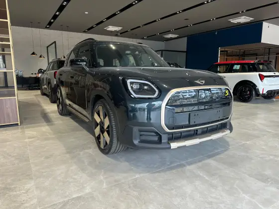 MINI COUNTRYMAN 2025