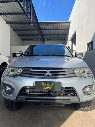 MITSUBISHI L200 TRITON 2015