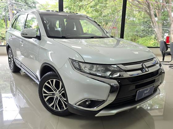 MITSUBISHI OUTLANDER 2018