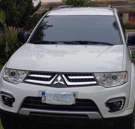 MITSUBISHI PAJERO 2016