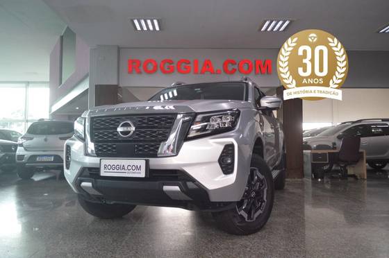 NISSAN FRONTIER 2025