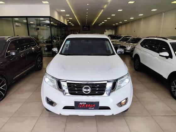 NISSAN FRONTIER 2021