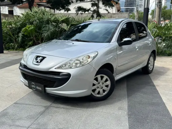 PEUGEOT 207 2009