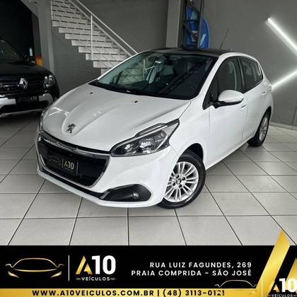PEUGEOT 208 2018