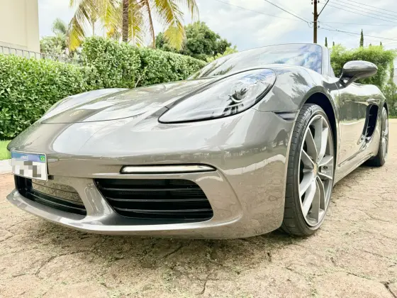 PORSCHE 718 2017