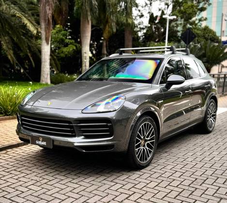 PORSCHE CAYENNE 2020