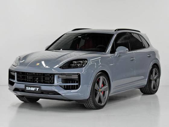 PORSCHE CAYENNE 2024