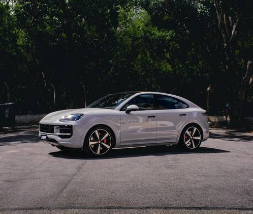 PORSCHE CAYENNE 2024