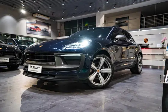 PORSCHE MACAN 2023