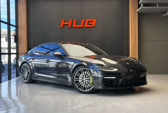 PORSCHE PANAMERA 2021