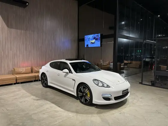 PORSCHE PANAMERA 2012