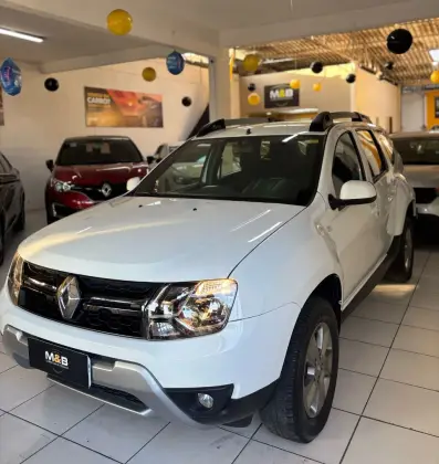 RENAULT DUSTER 2019