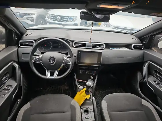 RENAULT DUSTER 2021