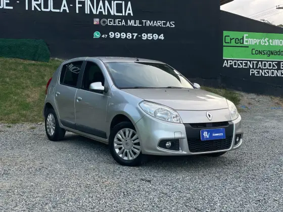 RENAULT SANDERO 2009