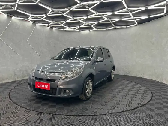 RENAULT SANDERO 2014