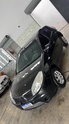 RENAULT SANDERO 2010