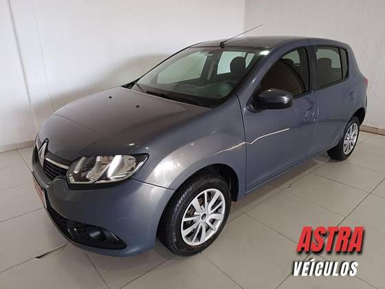RENAULT SANDERO 2017