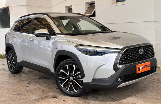 TOYOTA COROLLA CROSS 2023