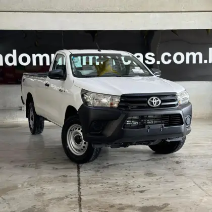TOYOTA HILUX 2025