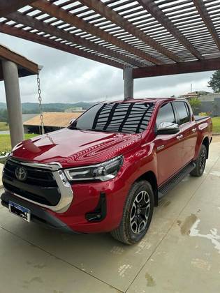 TOYOTA HILUX 2022