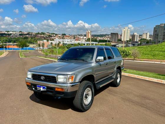 TOYOTA HILUX SW4 1994