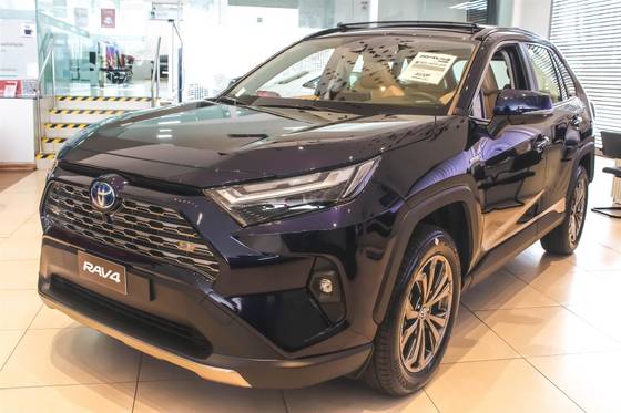 TOYOTA RAV4 2025