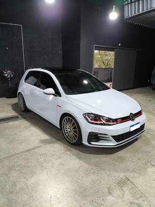 VOLKSWAGEN GOLF 2019