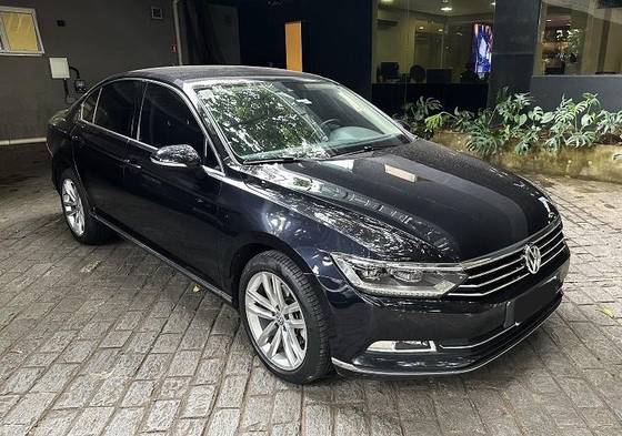 VOLKSWAGEN PASSAT 2018
