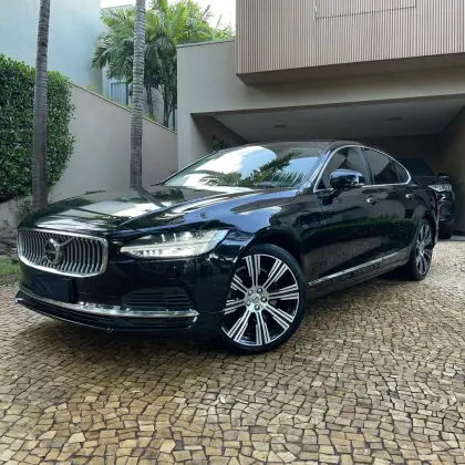 VOLVO S90 2021