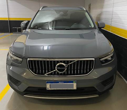 VOLVO XC40 2022