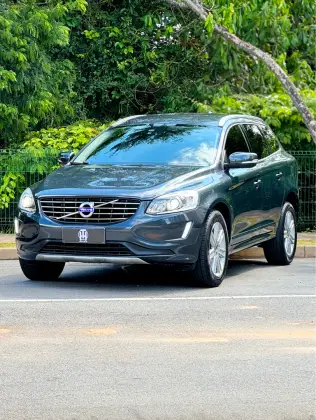 VOLVO XC60 2017