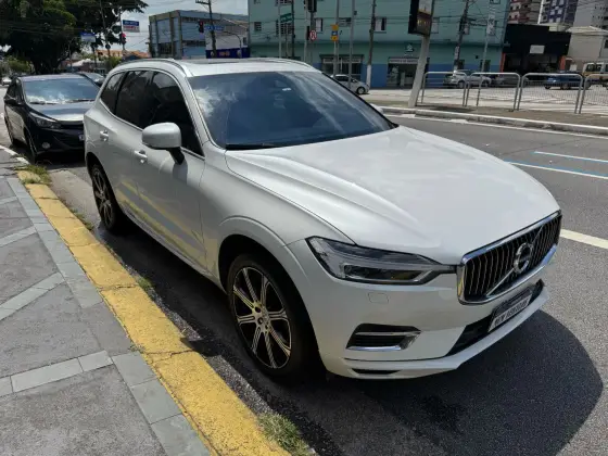 VOLVO XC60 2020