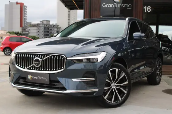 VOLVO XC60 2023