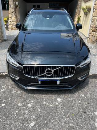 VOLVO XC60 2021