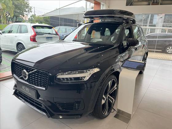VOLVO XC90 2025