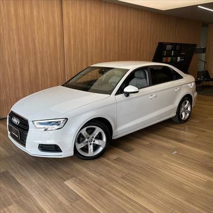 AUDI A3 2021