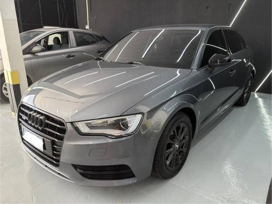 AUDI A3 2015