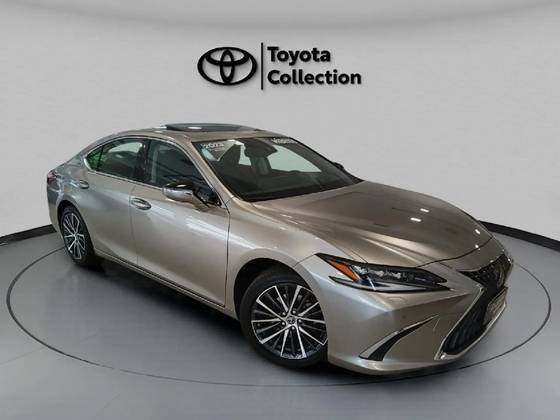 LEXUS ES 300h 2023